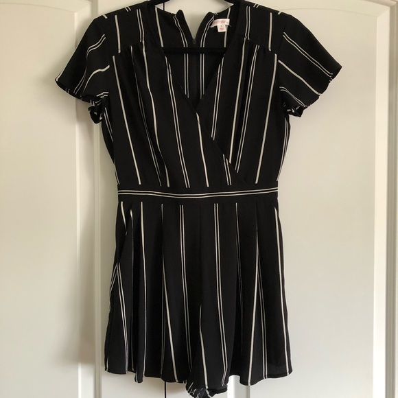 Xhilaration Pants - Striped romper